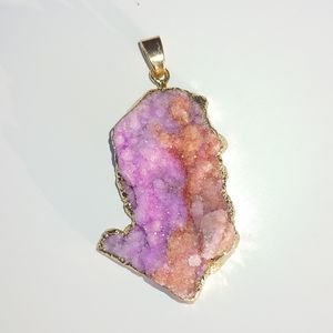 Beautiful, sparkly Geode pendant